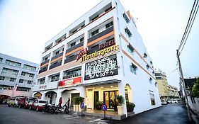 Mornington Hotel Sitiawan